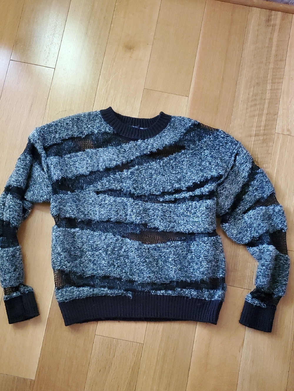 Zara Women's Black and Gray Striped Crewneck Sweater